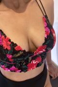 Indian escort girl Kaur (Toronto)